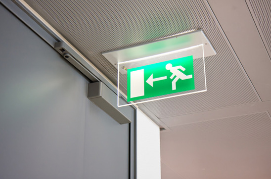 Predaj, montáž, kontrola požiarnych uzáverov